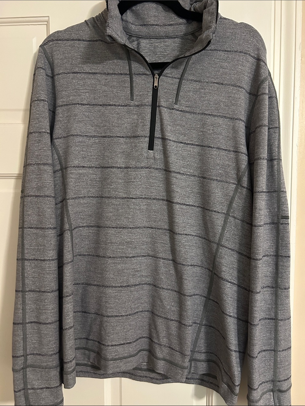lululemon athletica Men's Gray Striped Quarter-Zip Sweater Size Medium